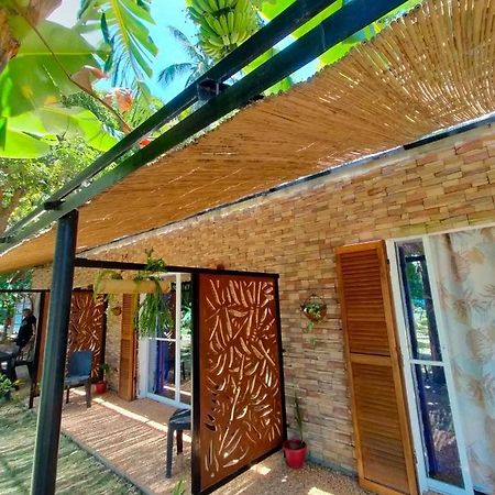 Sea U Inn Romblon Екстер'єр фото