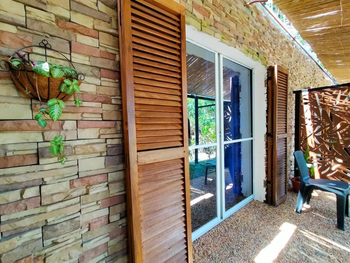Sea U Inn Romblon Екстер'єр фото
